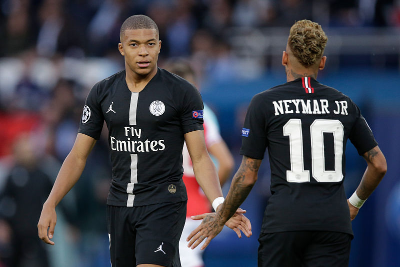 国足在锋线 国足在锋线