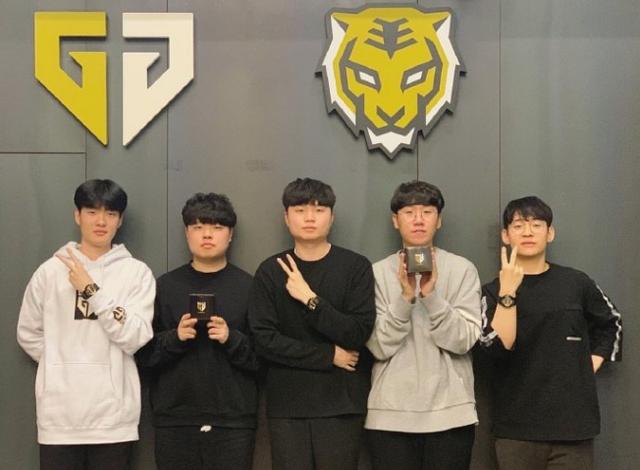 培養也有些 培養也有些