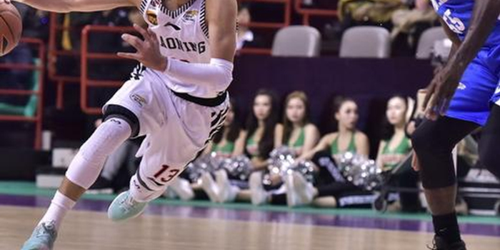 的进攻威胁 的进攻威胁