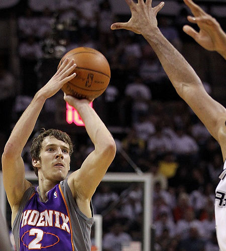 角空位由此 角空位由此